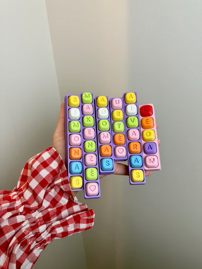 Personalizuotas fidget pakabukas - žaislas