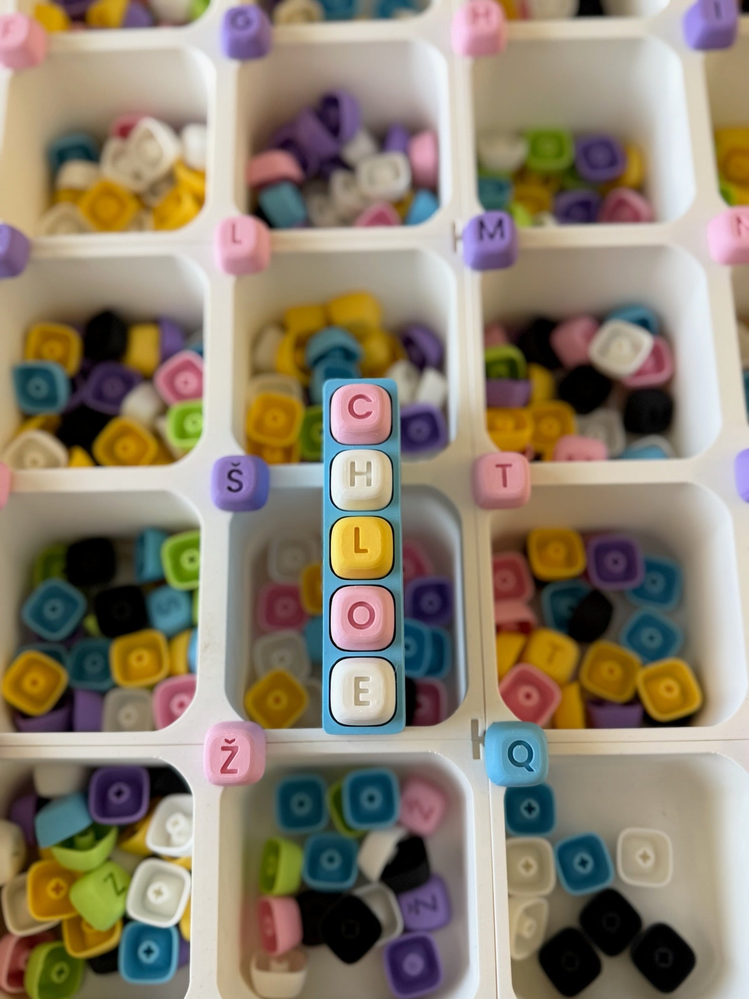 Personalized Happy Keychain - Fidget - Kora Design