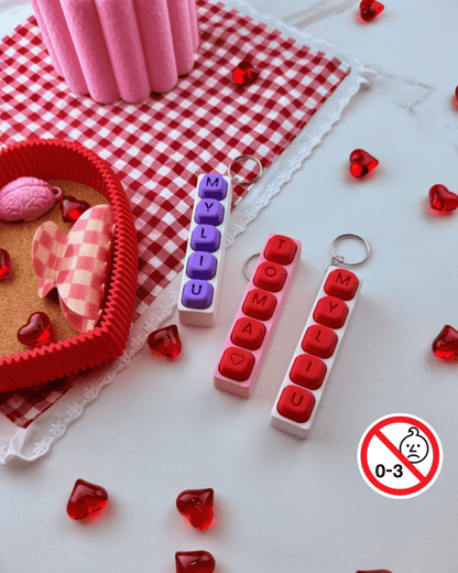 Personalizuotas fidget pakabukas - žaislas - Kora Design