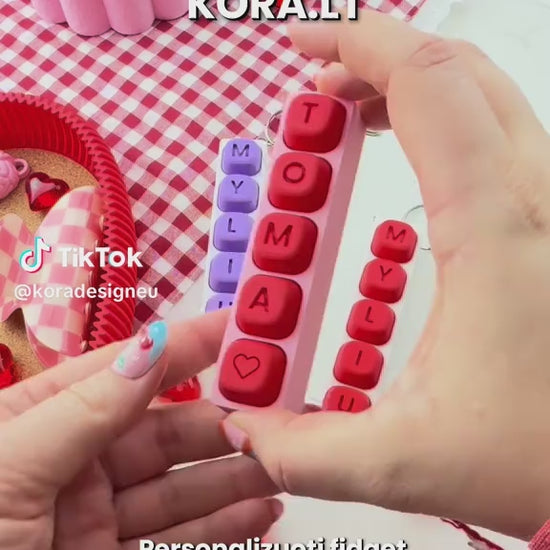 fidget-raktu-pakabukas-personalizuota-dovana